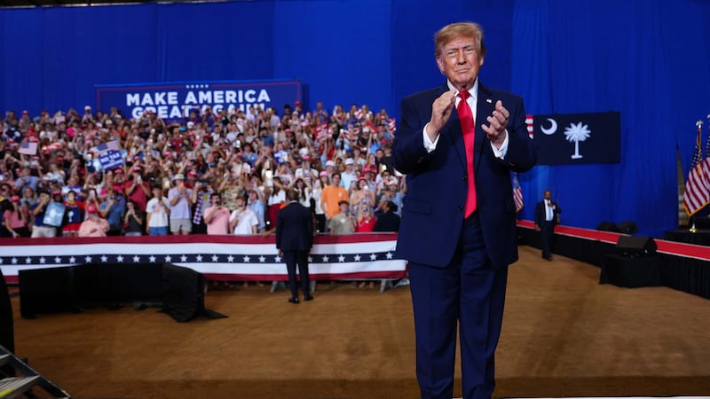 Trump contro la BBC, arriva la svolta nella causa miliardaria: il presidente dovrà testimoniare