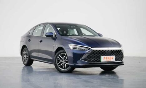 Byd lancia un’ibrida plug-in a soli 13.700 euro: guarda le foto 8
