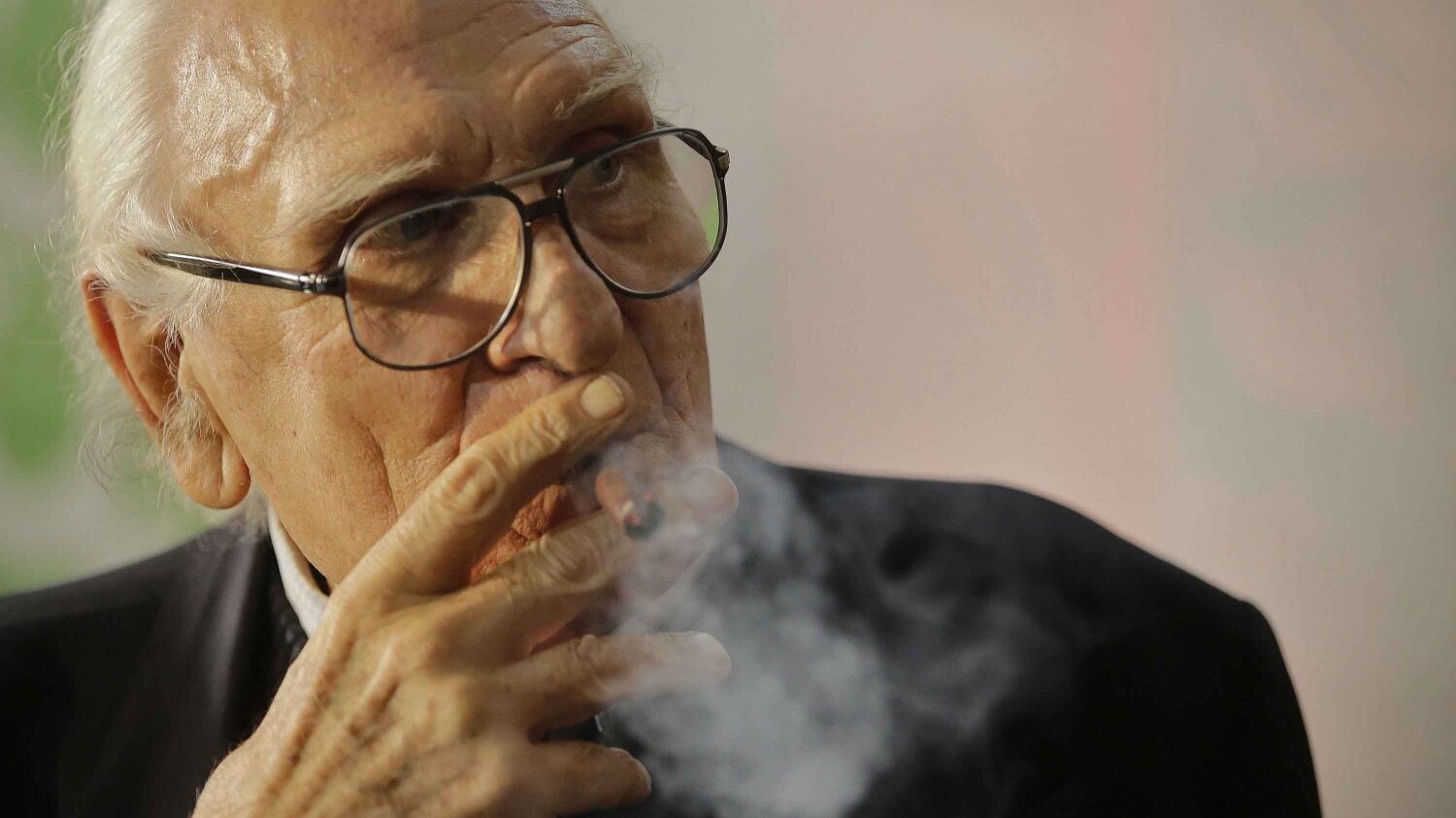 “Così va il mondo: invece del cardinale Bagnasco, muore Marco Pannella"