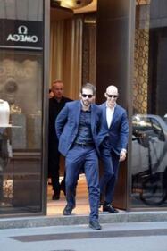 Tommaso Trussardi in gioielleria: avrà comprato qualcosa per Hunziker? 6