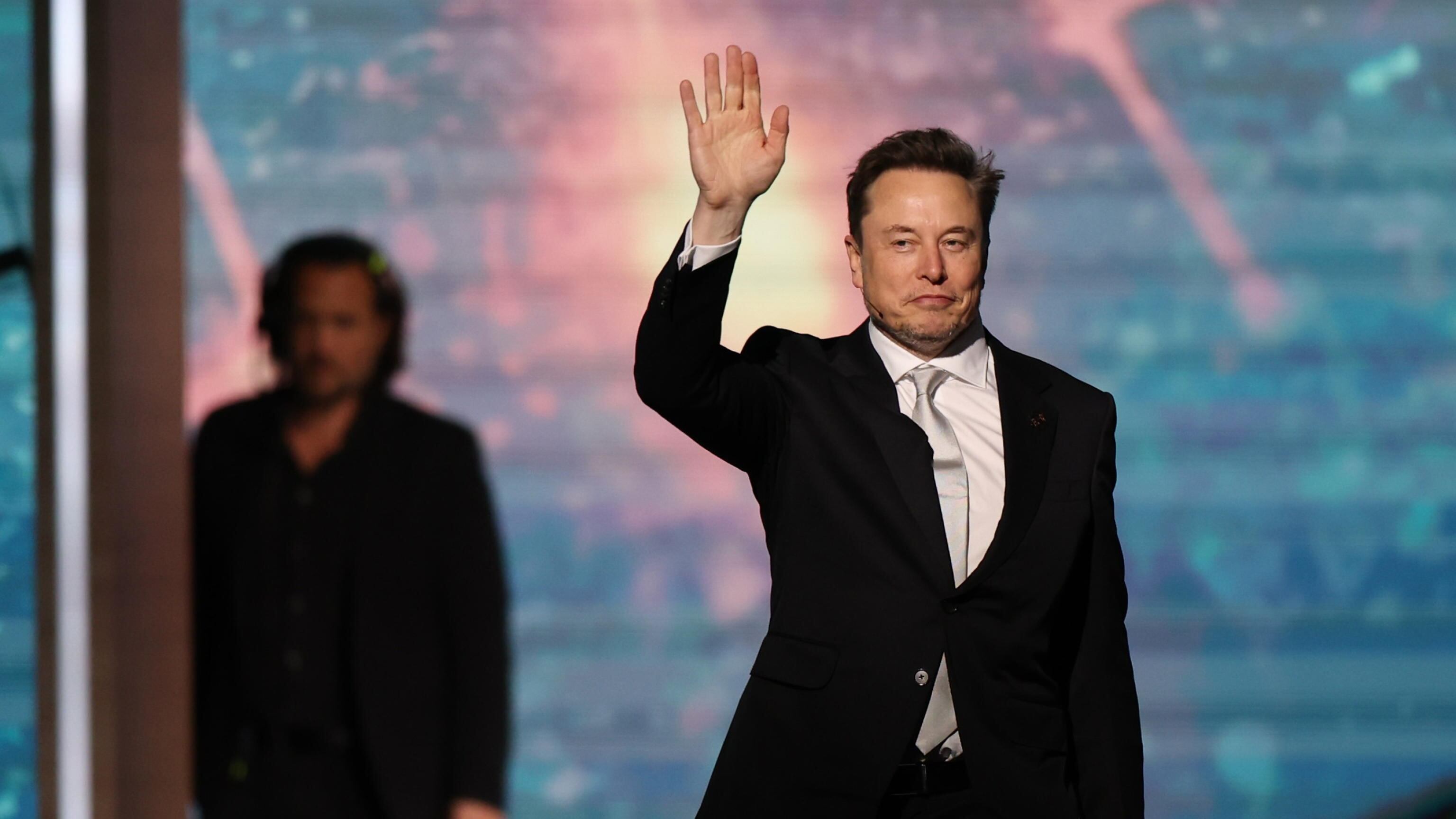 Per Musk 160 miliardi in sei mesi. Ripartono anche le vendite di Tesla