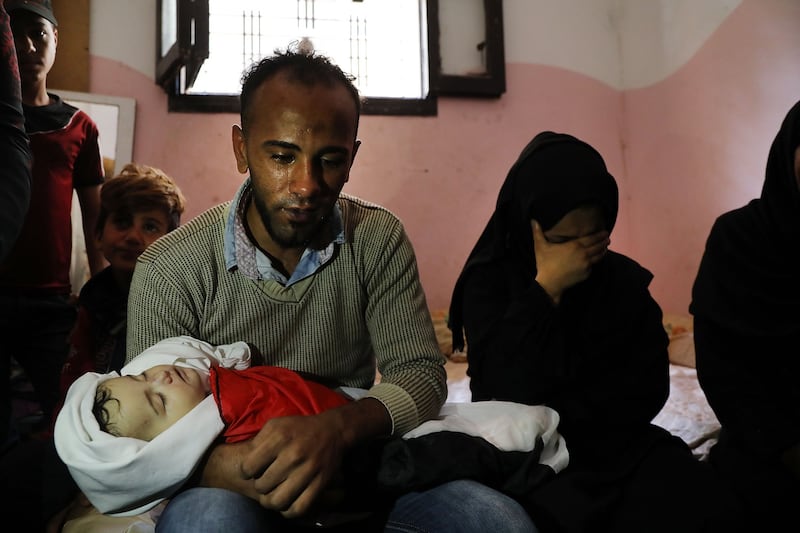 I funerali a Gaza di Leila, uccisa a otto mesi 6