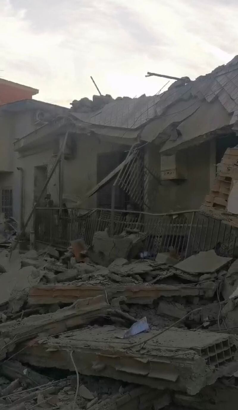 Saviano, i resti della palazzina crollata: un cumulo di macerie 4