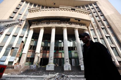 Palazzo di Giustizia di Imbaba danneggiato da un attentato 6