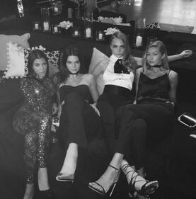 Kourtney Kardashian, un lato B da urlo 15
