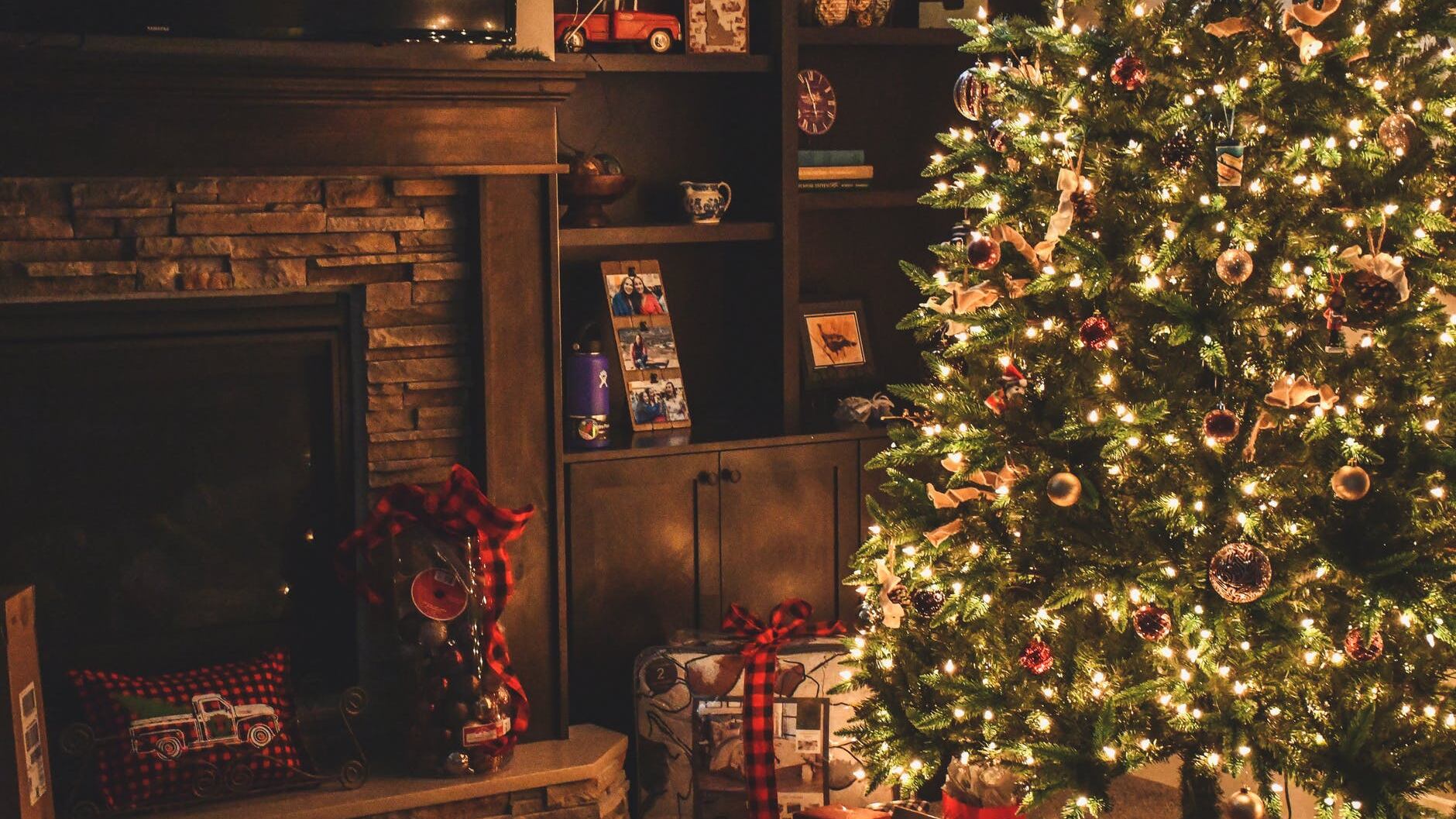 Natale e cristiani. La Ue dimostra di stare sulla luna