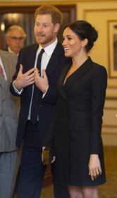 Meghan Markle e il Principe Harry a teatro 5