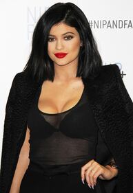 Kylie Jenner: curve in mostra su Instagram 5