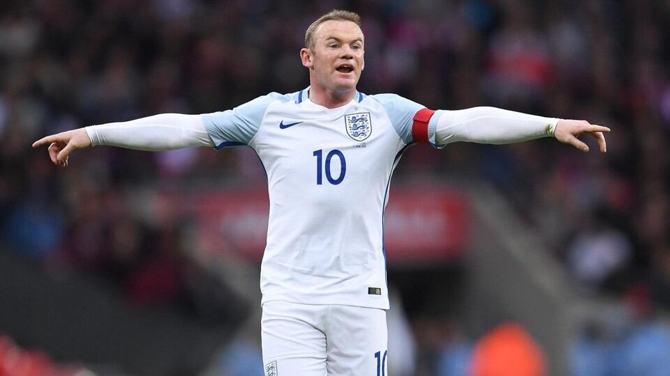 Una escort inguaia Rooney: "Ho avuto rapporti a tre con Wayne"