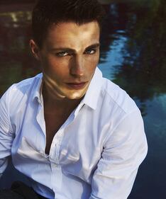 Colton Haynes: foto 2