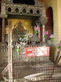 Degrado e furti tra le tombe: cimiteri capitolini saccheggiati e abbandonati 4