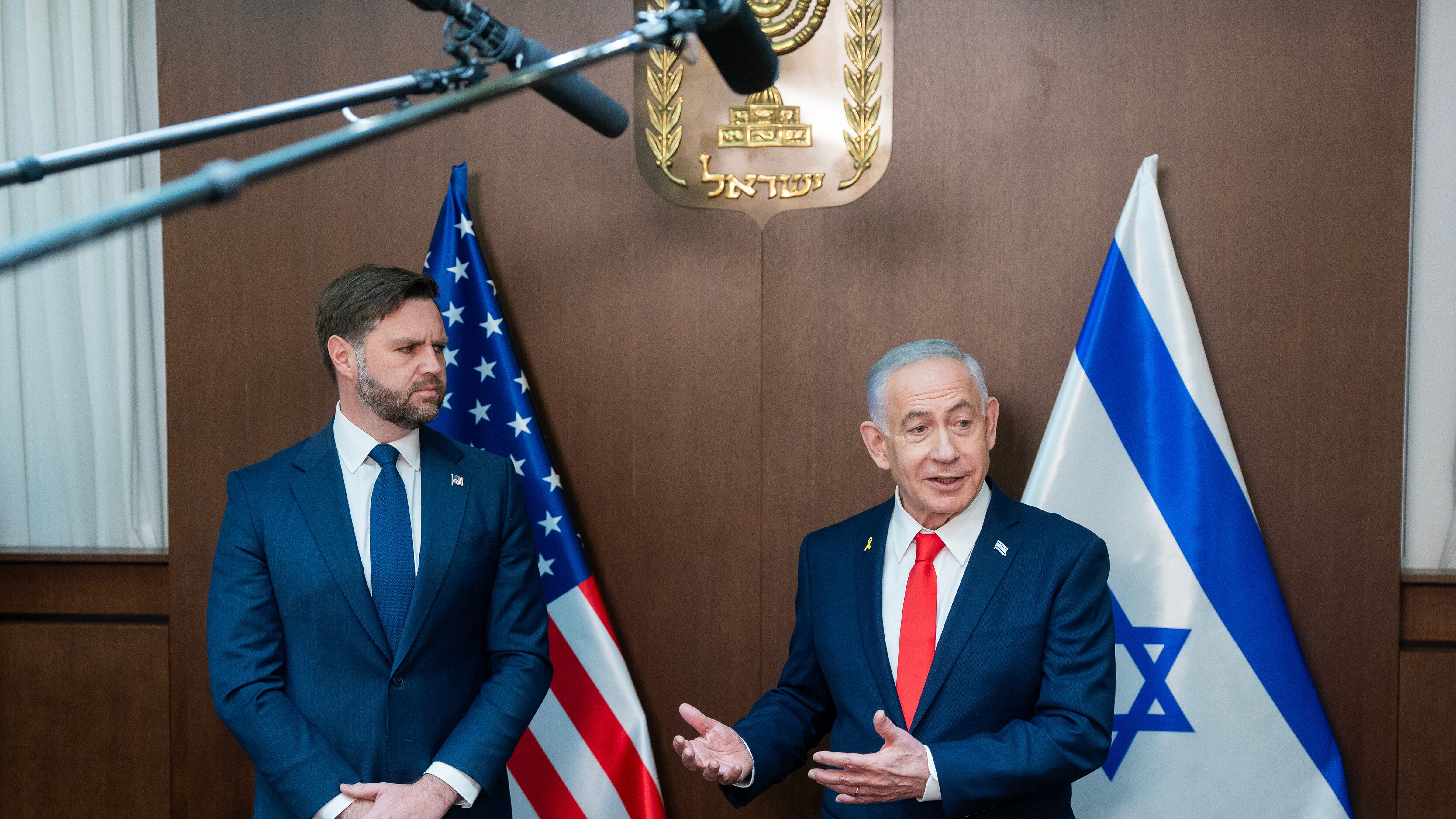 Vance vede Bibi. E la Knesset vota per annettere la Cisgiordania