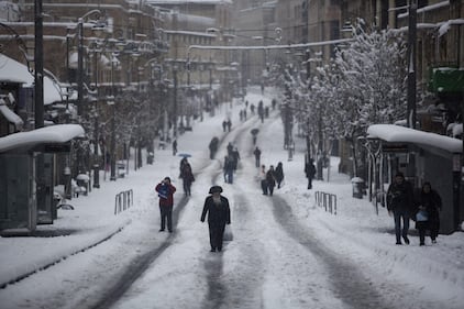 Una coltre di neve ricopre Gerusalemme 20