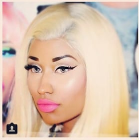 Nicki Minaj, topless stellare 3