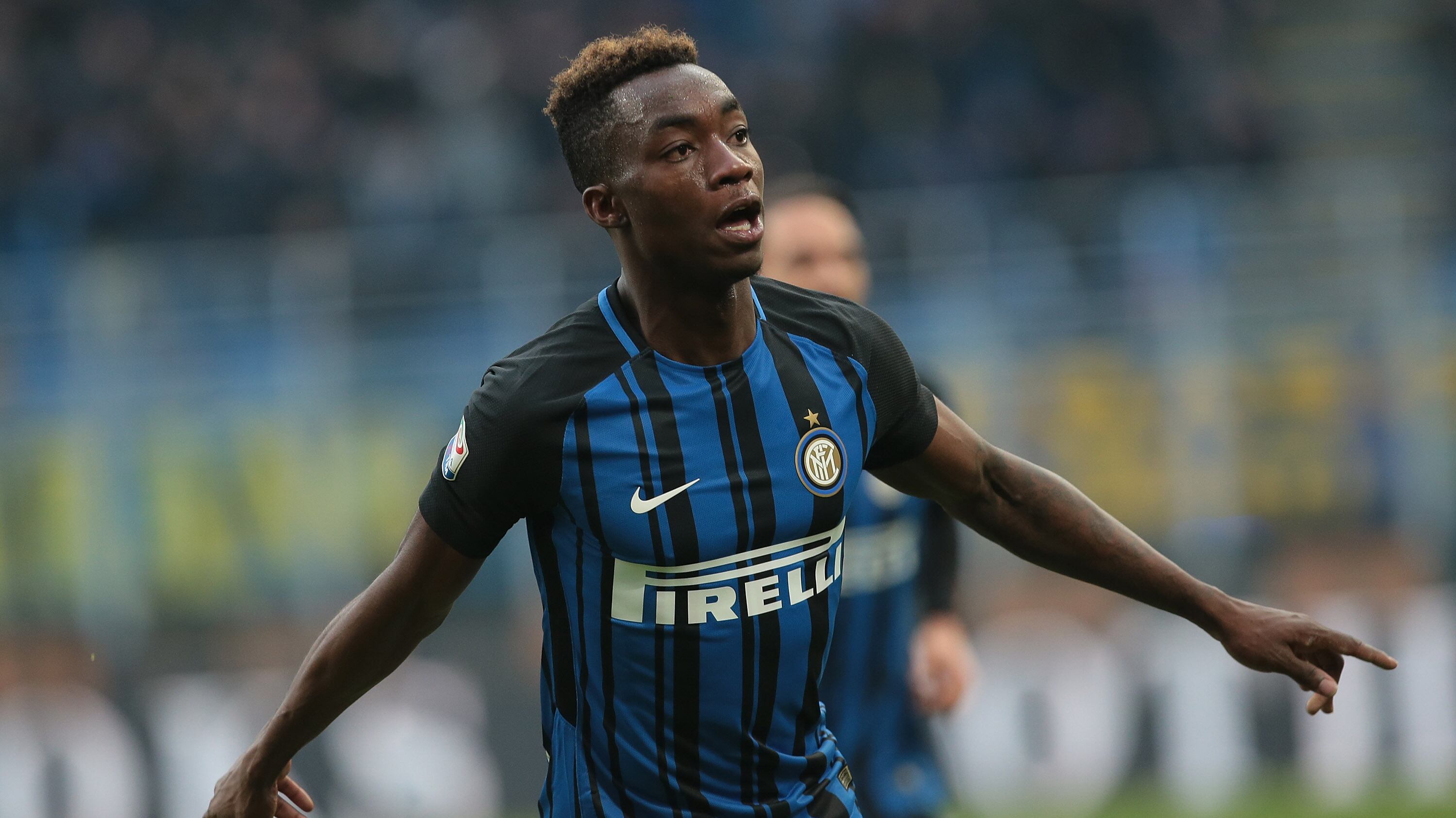 Bufera sull'interista Karamoh: su Instagram insulta "Juve m**da"