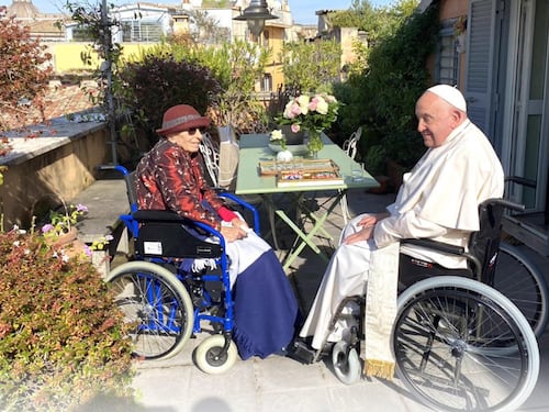 Il Vaticano ancora in imbarazzo sull'incontro con Bergoglio