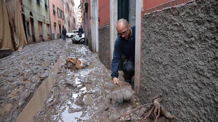Il governo tassa pure la pioggia: polizza obbligatoria contro i danni del maltempo