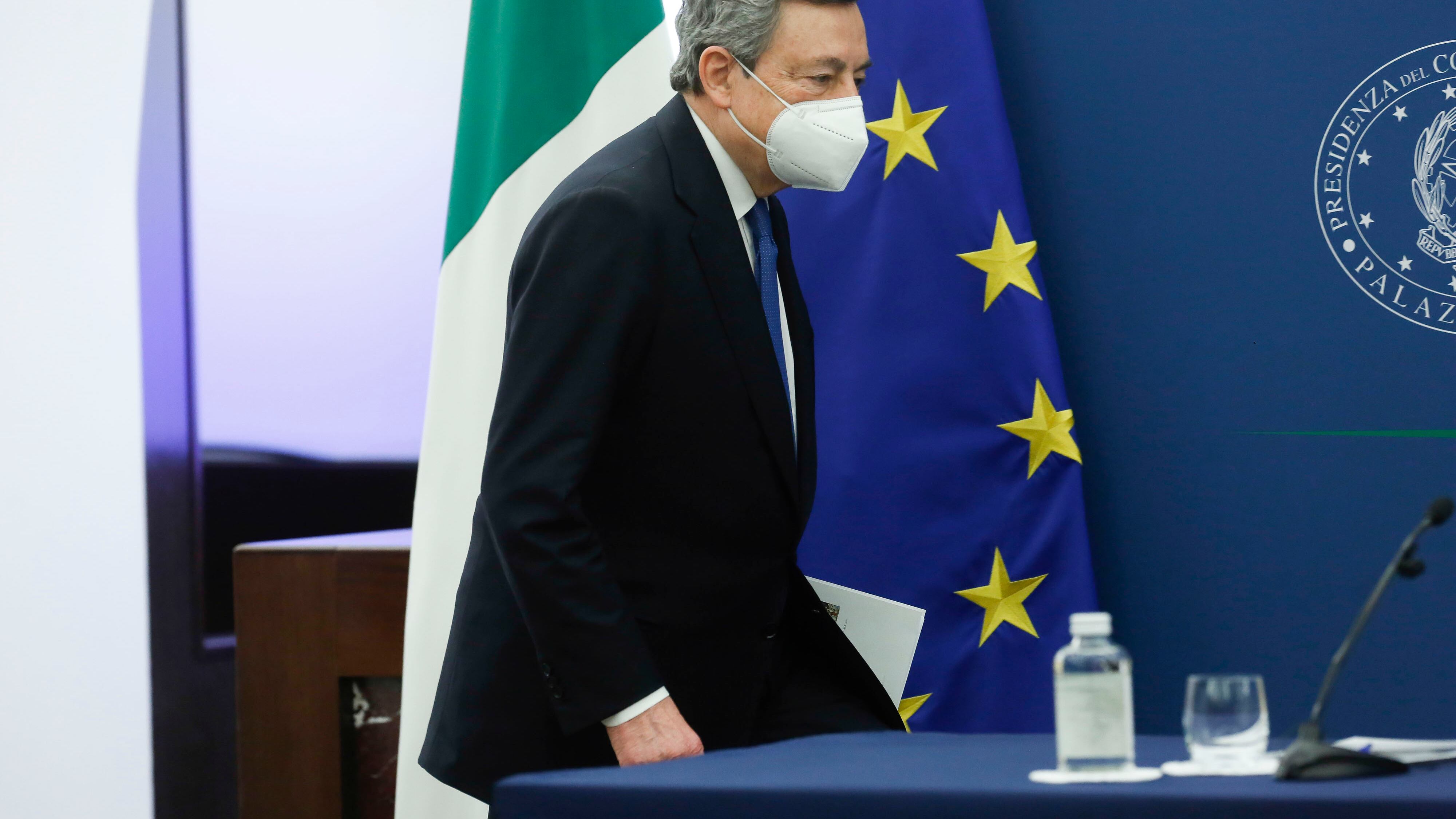 Bloomberg incensa Draghi, ma avverte: “Rischio ascesa estrema destra”