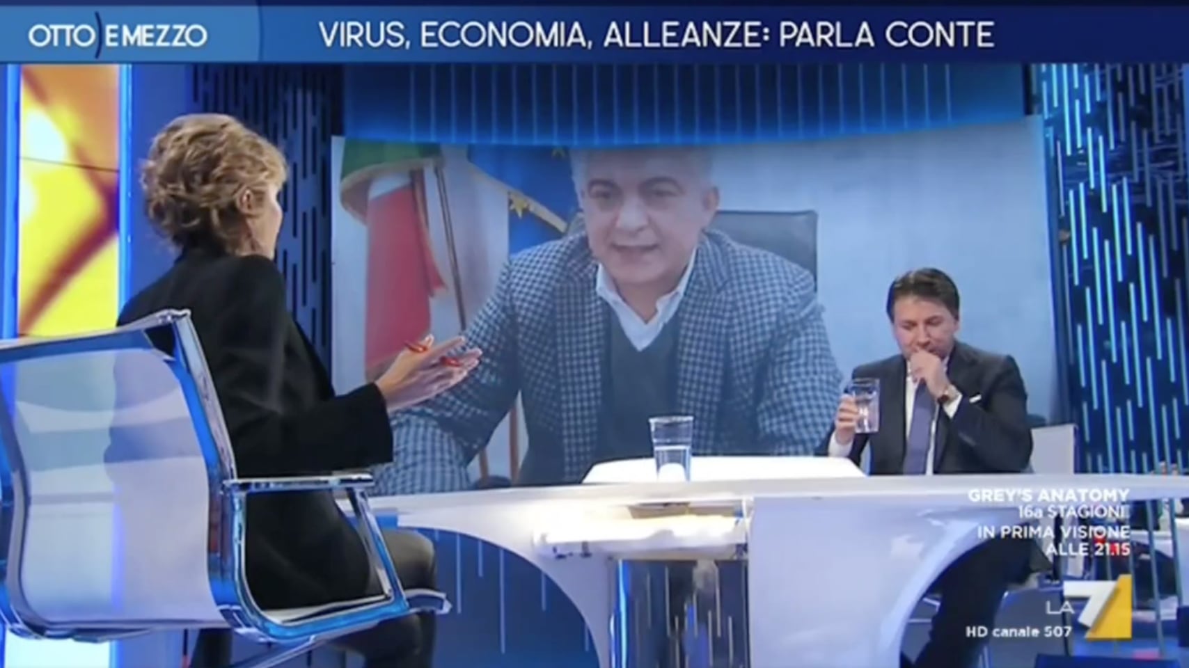 Conte in tv: tosse e raffreddore. Bufera social: 'E la mascherina?'