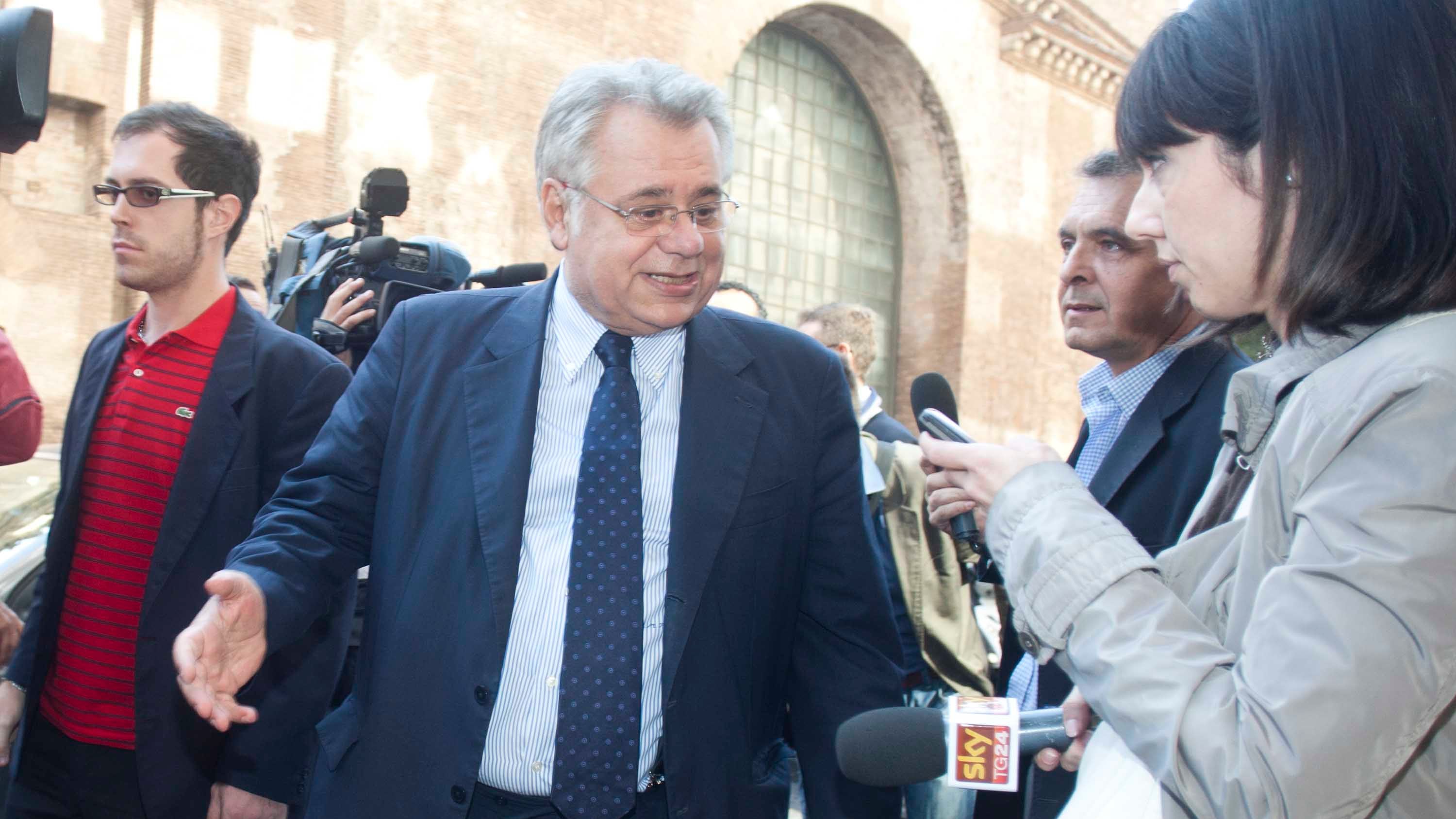 "Ho avuto 24 processi, sempre assolto. Spiato nella mia stanza in Regione"