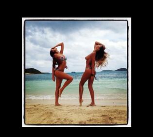 Guerra-Sorcinelli: pose lesbo 12