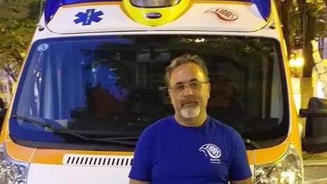 Bimbo salvato in extremis: stava soffocando con un wurstel