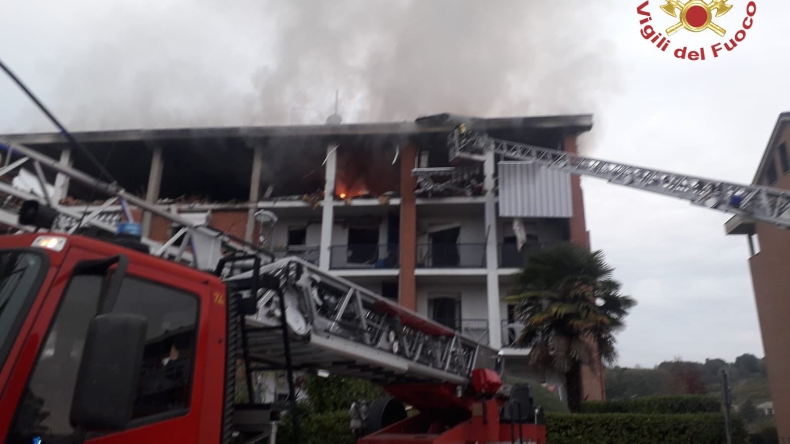 Incendio e crollo di una palazzina a Pinerolo. Una vittima