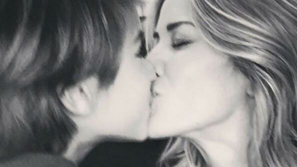 Elena Santarelli è furiosa: "Mai detto quelle cose su mio figlio"