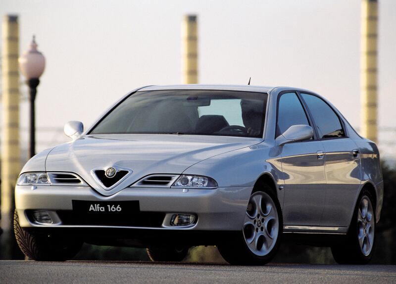 Alfa Romeo 166, guarda la gallery 14