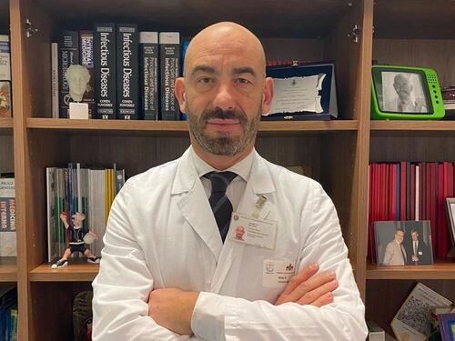 "Un segno inequivocabile". Bassetti svela la nuova fase del virus