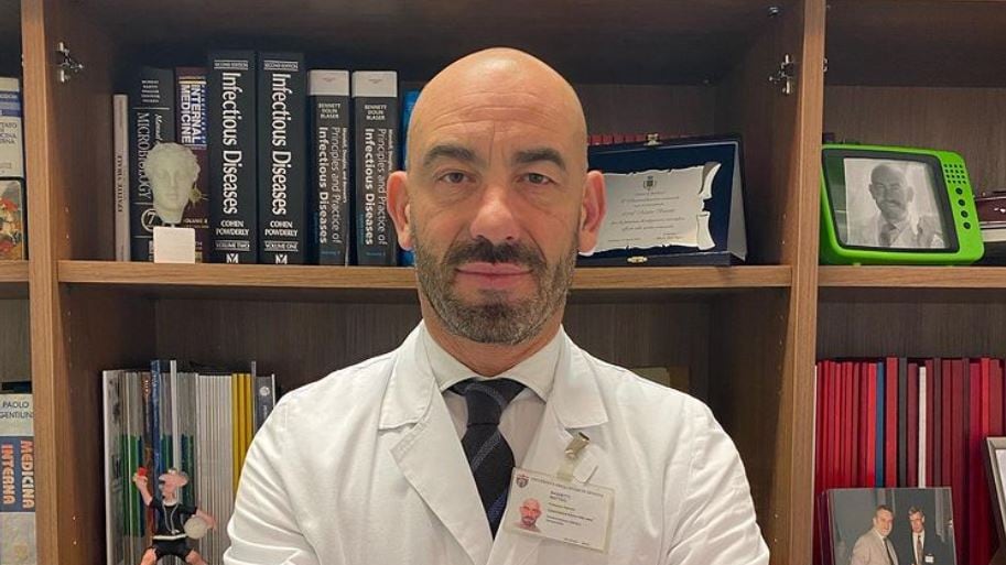 "Un segno inequivocabile". Bassetti svela la nuova fase del virus