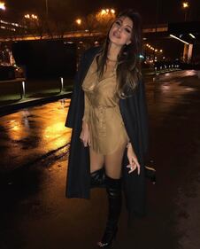 Cristina Buccino, selfie hot in costume da bagno 8
