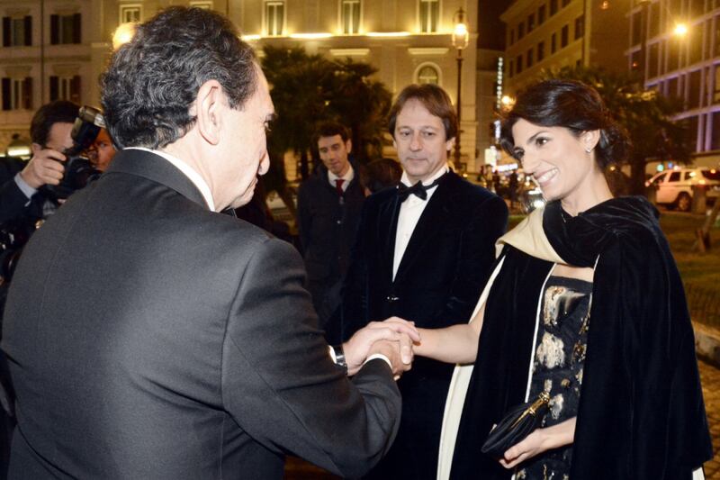 Virginia Raggi elegantissima alla prima dell'Opera di Roma 4