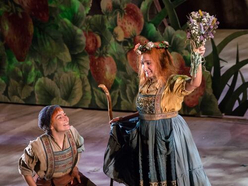 La Scala riapre il sipario con l'Accademia e un classico dei Grimm
