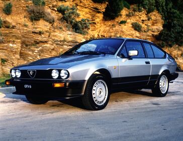 Alfa Romeo GTV6, guarda la gallery 7