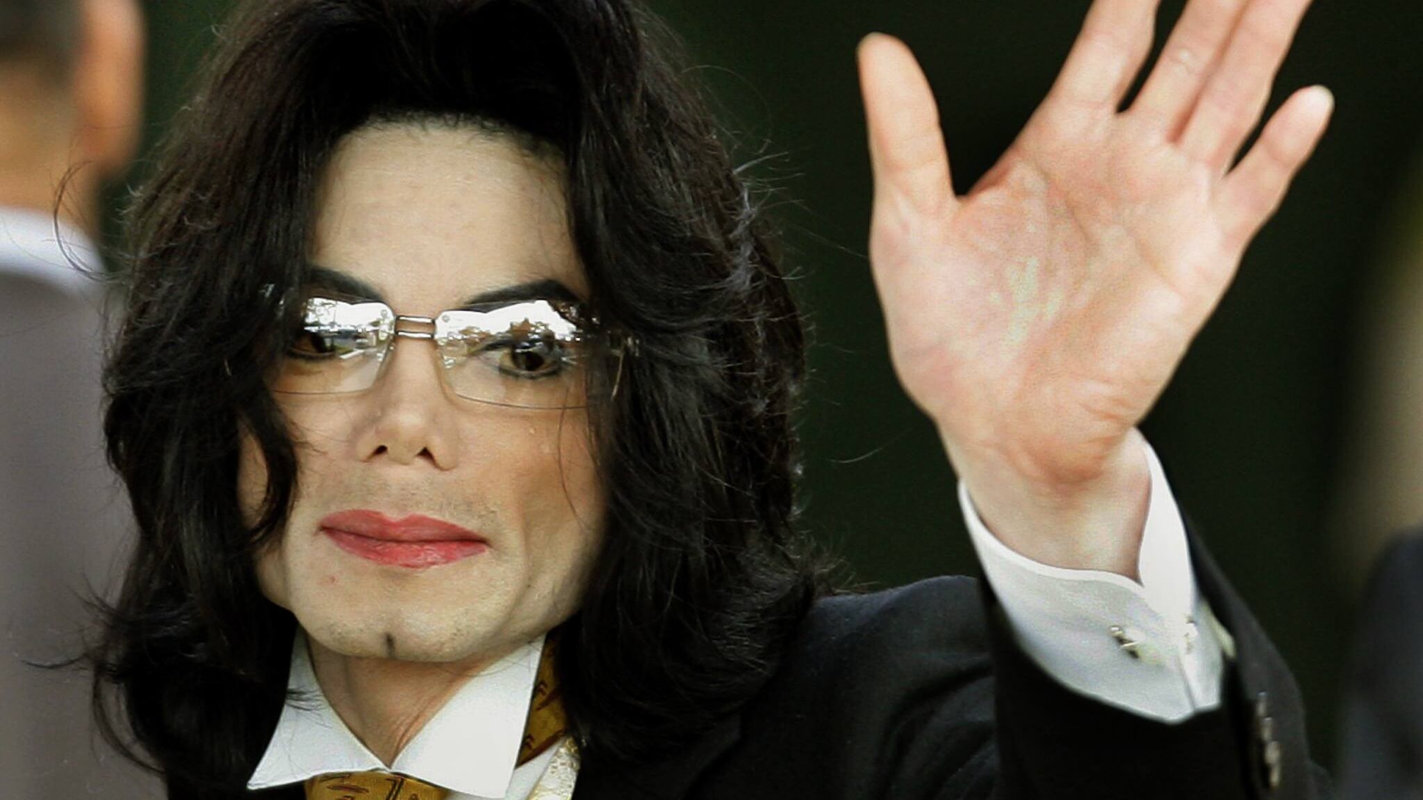 Leaving Neverland, errate le date degli abusi: imbarazzato il regista