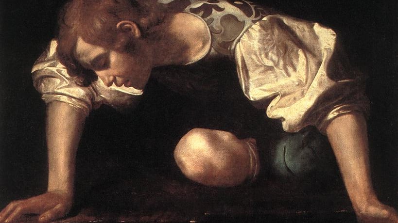 Narciso si specchia e dice: "Io non sono Caravaggio"
