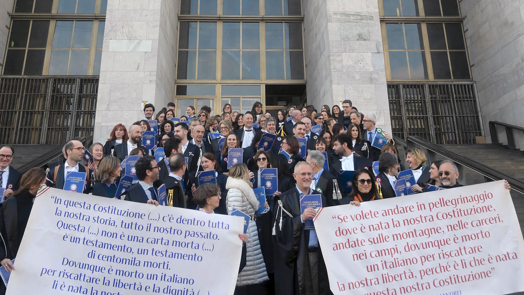 Però fare le leggi è compito esclusivo della politica, non delle toghe