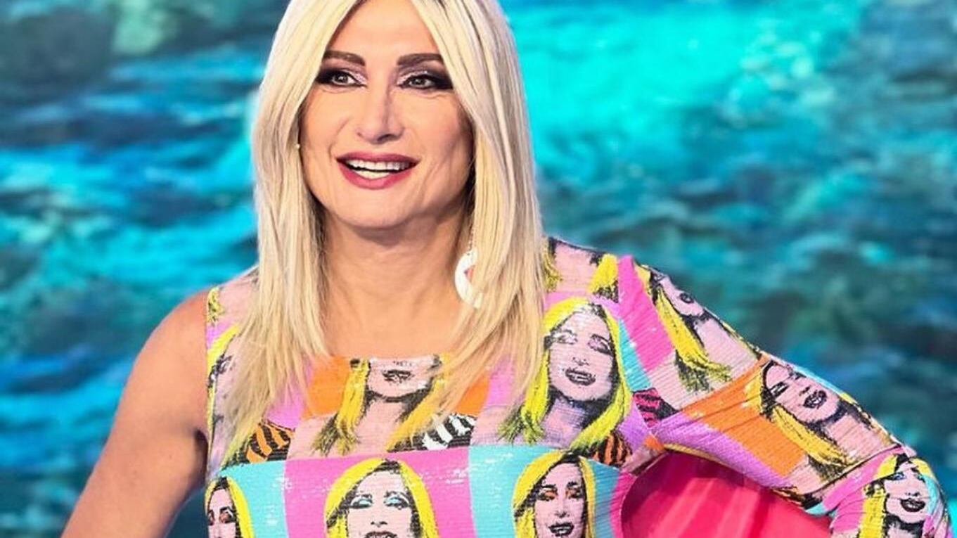 Isola dei Famosi 2024, Vladimir Luxuria è la nuova conduttrice
