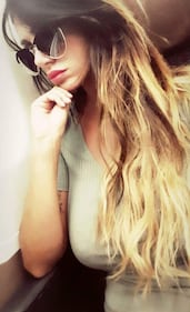 Marika Fruscio, l'abito bondage fa impazzire i social 23