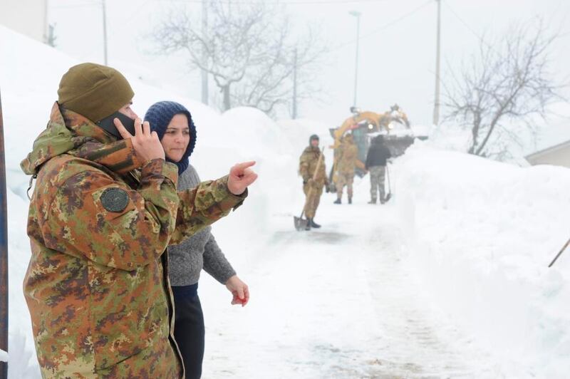 Gli alpini nei paesi isolati dalla neve 20