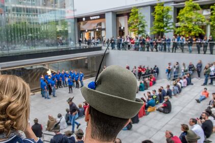 Adunata del Centenario: la città di Milano invasa dagli Alpini  9