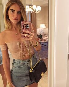 Chiara Ferragni nuda per l'Officiel 28