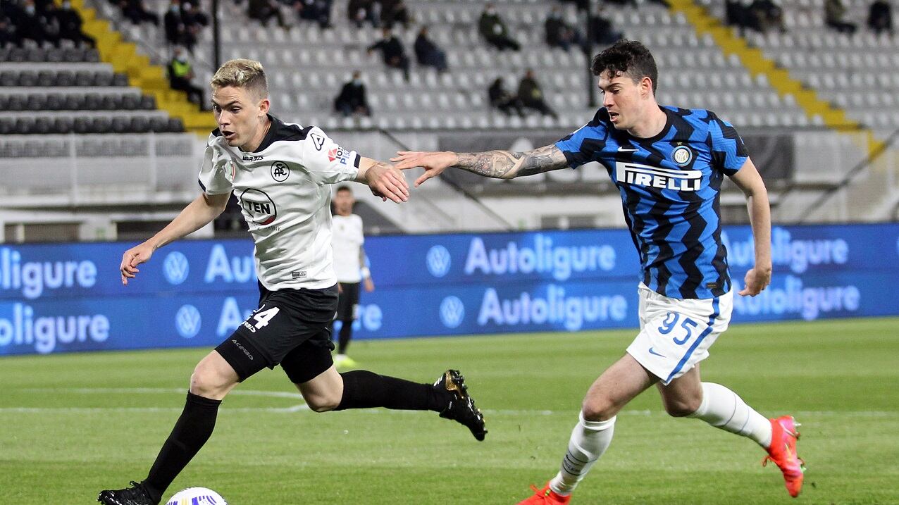 L'Inter frena ancora ma Conte allunga. Lo scudetto a un passo