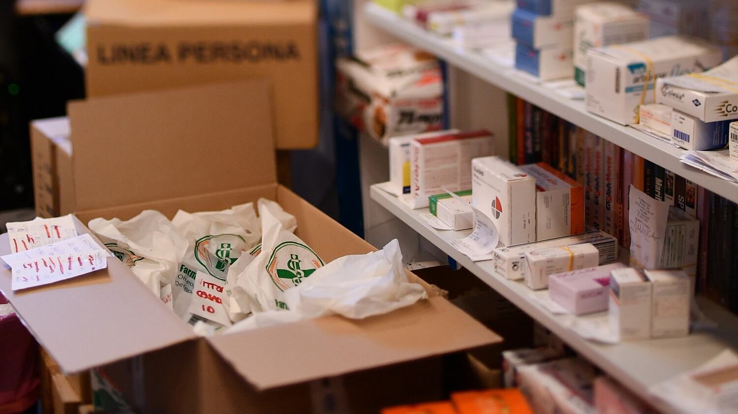 Per sconfiggere il virus ecco i super anticorpi. Due vaccini già in pista