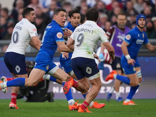 Rugby, la Francia domina sull'Italia al Sei Nazioni
