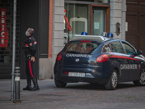 Due rapinatori uccisi, indagato il gioielliere: "O la mia vita o la loro"
