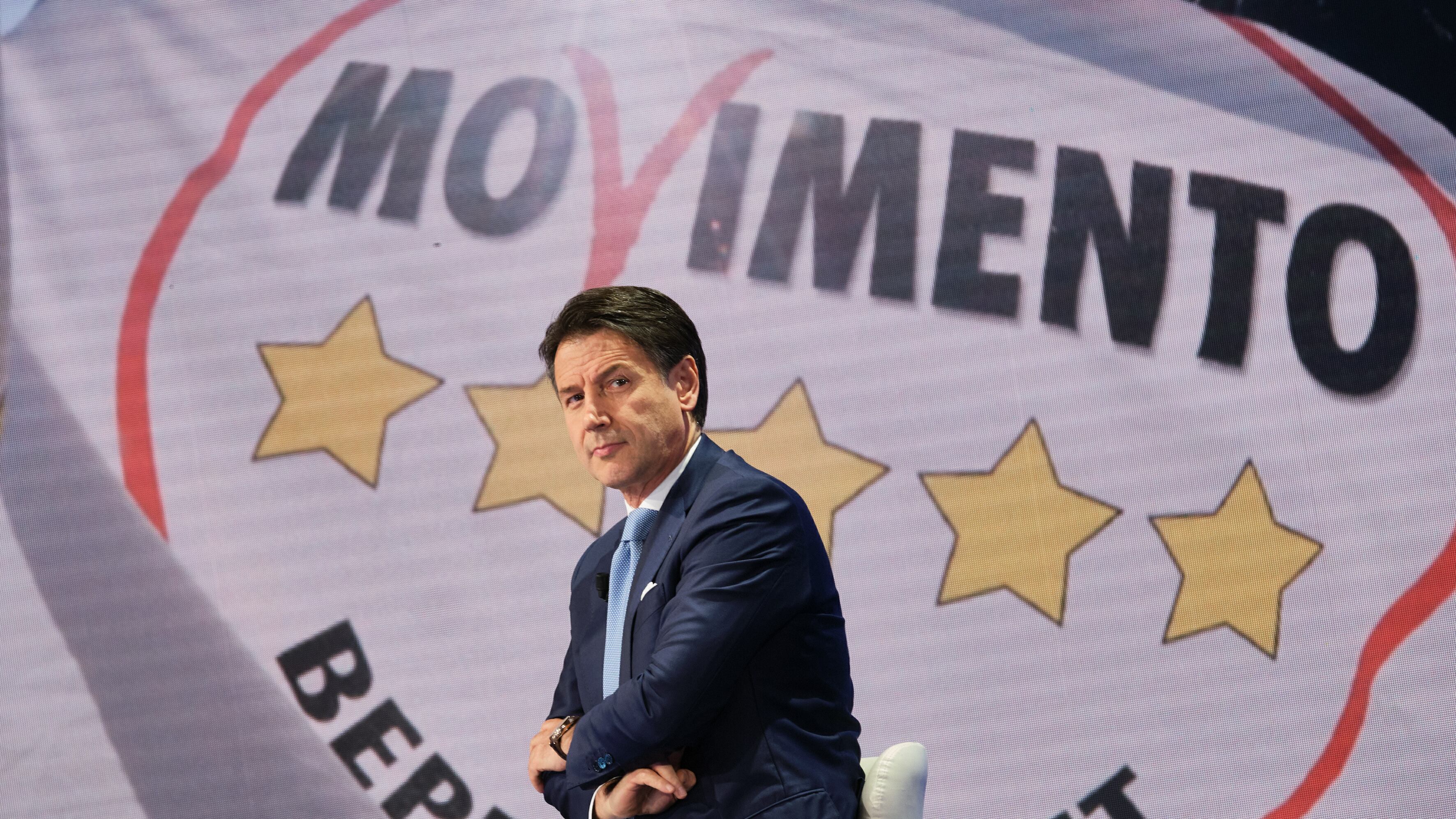 La fuga di Conte leader senza voti: deve rifiutare il seggio del Pd