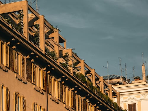 Sopralzi in condominio, tra opportunità, diritti e vincoli