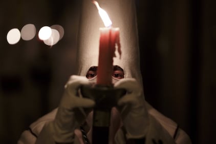 Spagna, i penitenti in processione a Zamora per la Settimana santa 1